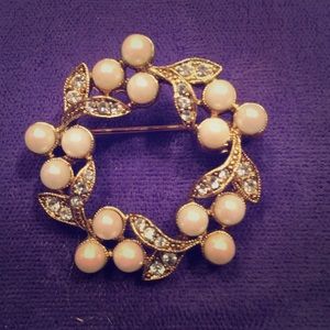 Brooch